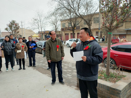王鴻新作《鐵爐原》《鐵爐源》兩書首發式在臨潼舉行