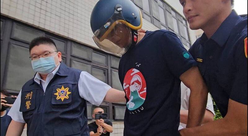 当街杀妻被逮后大哭！他自称有「精神病」企图脱罪