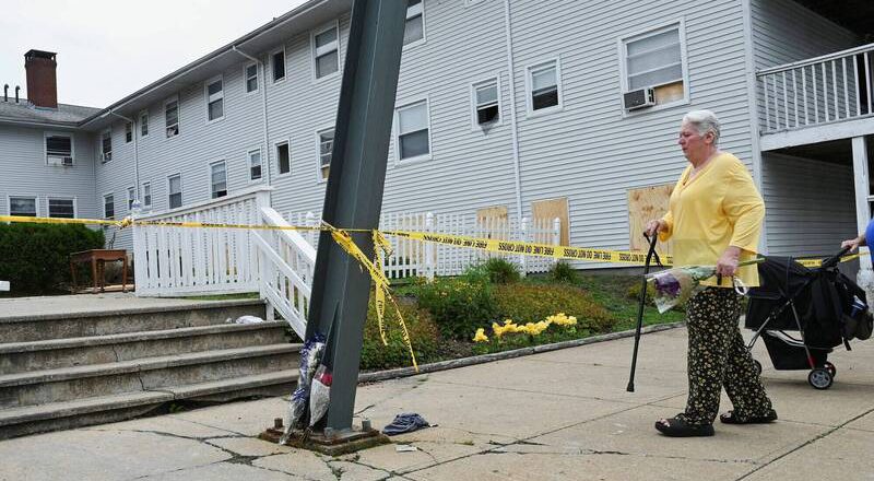 美国养老院突发火灾 9人死亡1人重伤