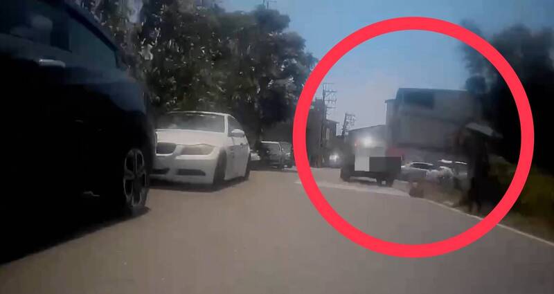 和双胞胎妹妹返校练田径  宜兰12岁女童遭撞倒地驾驶肇逃