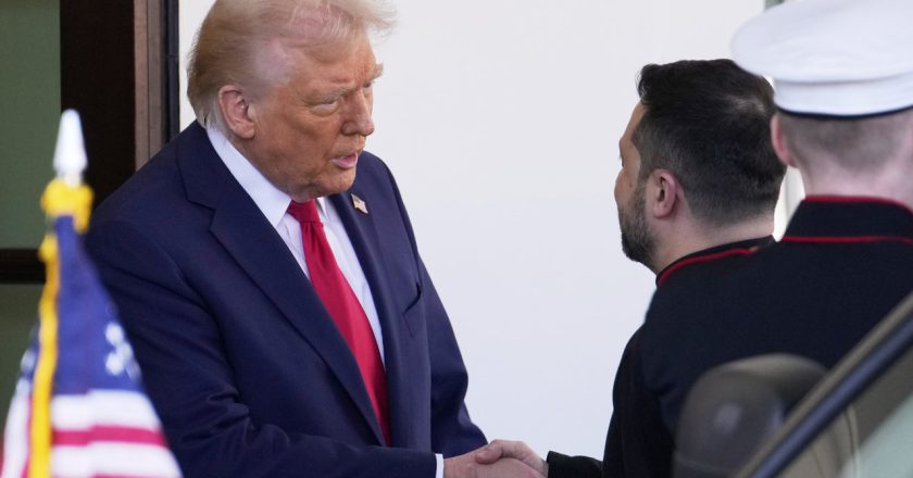 川普问泽伦斯基：你能打莫斯科吗