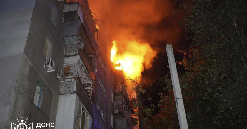 俄逾300架无人机空袭乌 澳49辆艾布兰战车援基辅