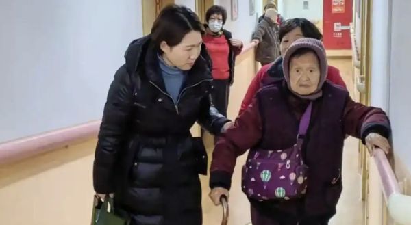 中国老人离世2千万遗产无人继承   全网寻亲人