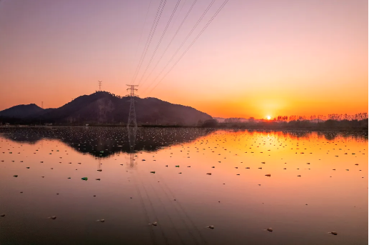 中國最逆襲小鎮:人口不足3萬 一年狂攬500億