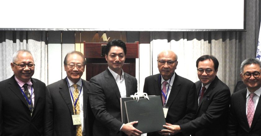 台湾工商联会员大会 理事长王明祥:在两岸关系扮演公道伯