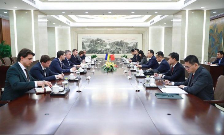 烏克蘭外交部第一副部長在北京與中國官員討論俄烏戰爭