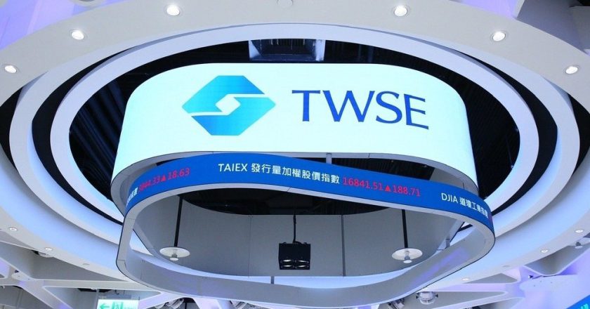 裕隆与鸿华先进共同开重讯记者会 纳智捷转让案底定？