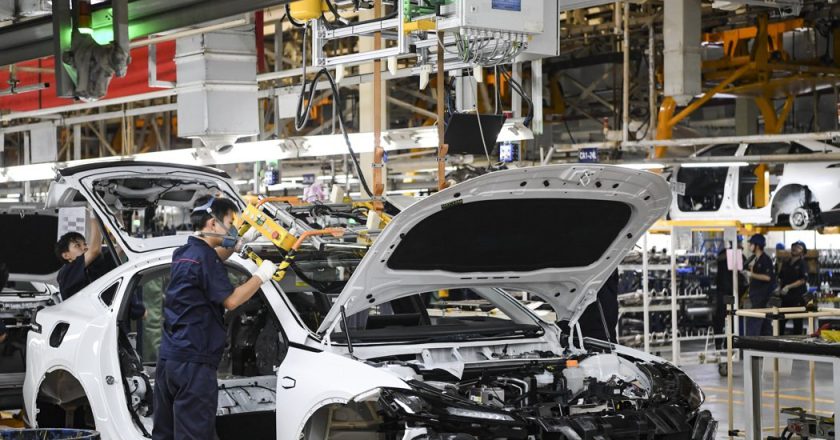 新自駕時代開啟!重慶發出大陸首張L3自駕專用正式牌號